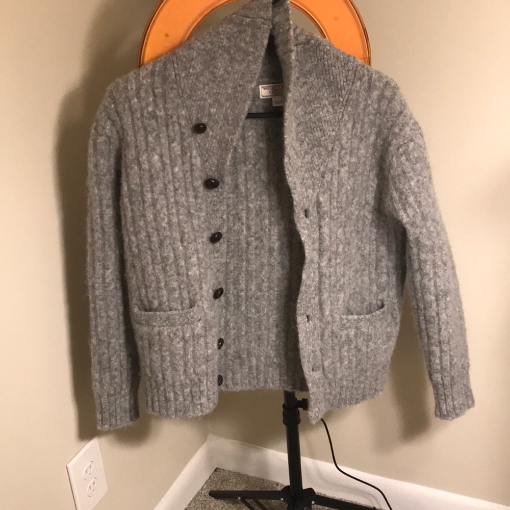 Warm Wallace & Barn’s Cardigan